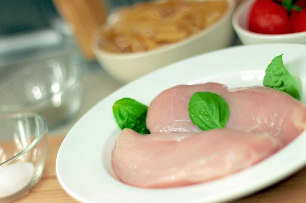 “More than 70% of fresh chickens being sold in the UK are contaminated,” BBC News reports. A Food Standards Agency investigation found worryingly high levels of contamination with the campylobacter bug, which can cause food poisoning…