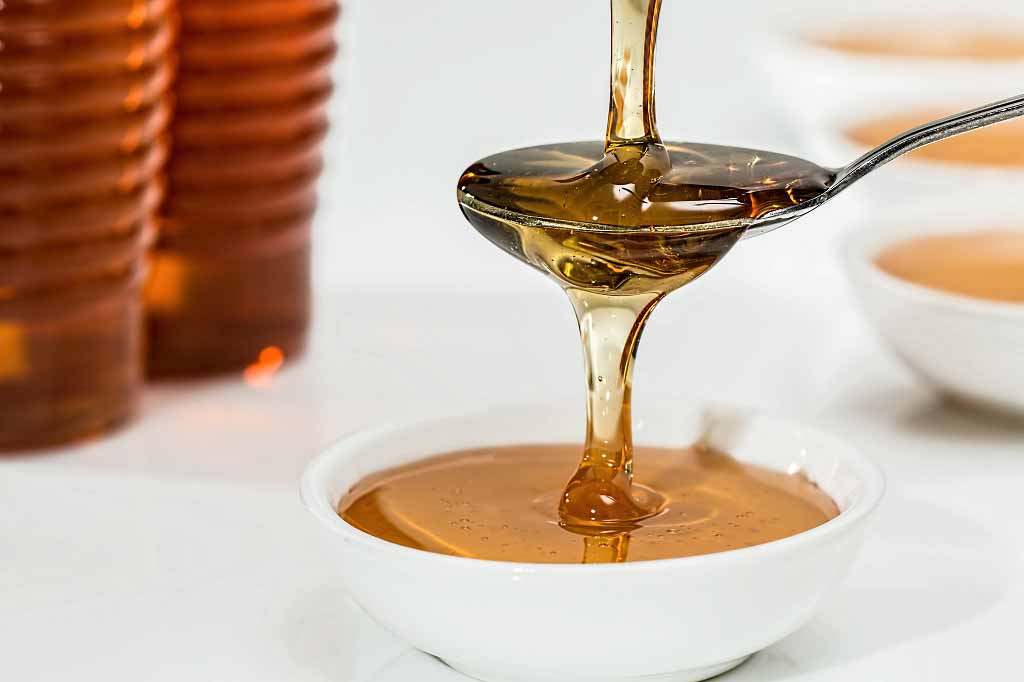 Honey 'as good as antiviral creams' for cold sores