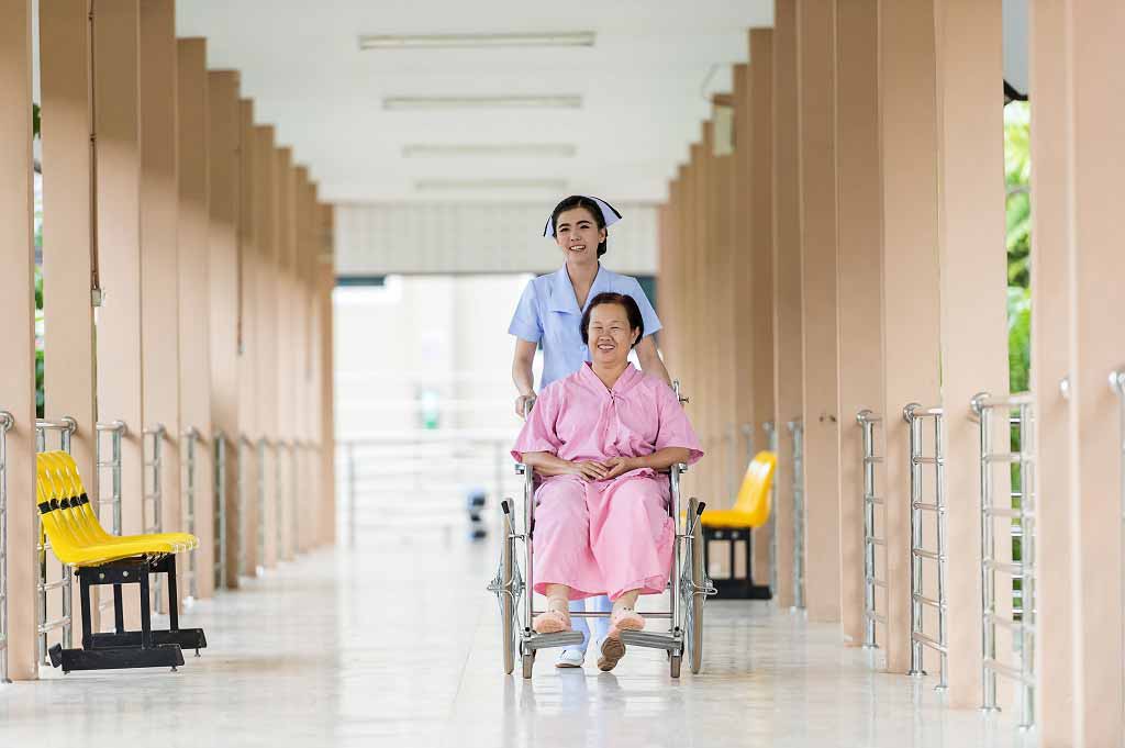 Patients 'are safer with better-educated nurses'